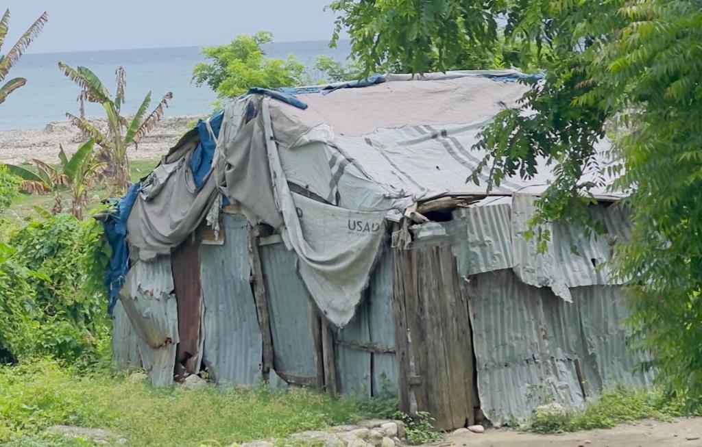 6Habitat familial aux GOMMIERS.jpg